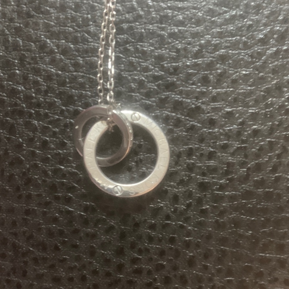 Michael Kors Silver and Gray Interlocking Necklace
